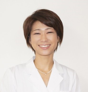 横山　晴子